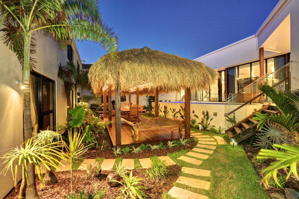 Zen Beach Retreat Hotel Bargara Ngoại thất bức ảnh